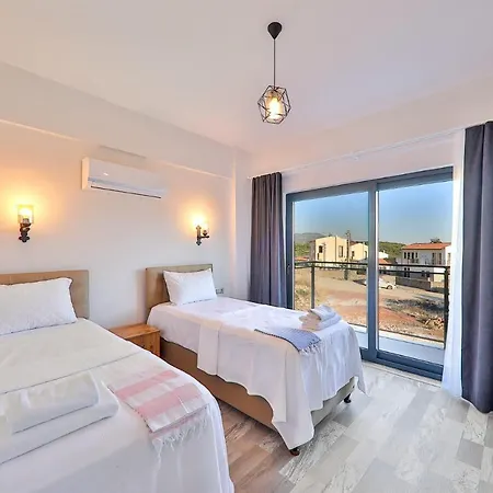 Charming With Private Pool In Kaş