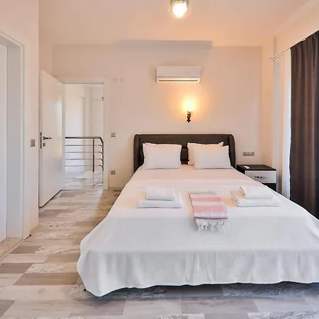 Charming With Private Pool In Villa *